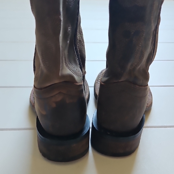 Old West Distressed Brown Cowboy Boots - Picture 8 of 8